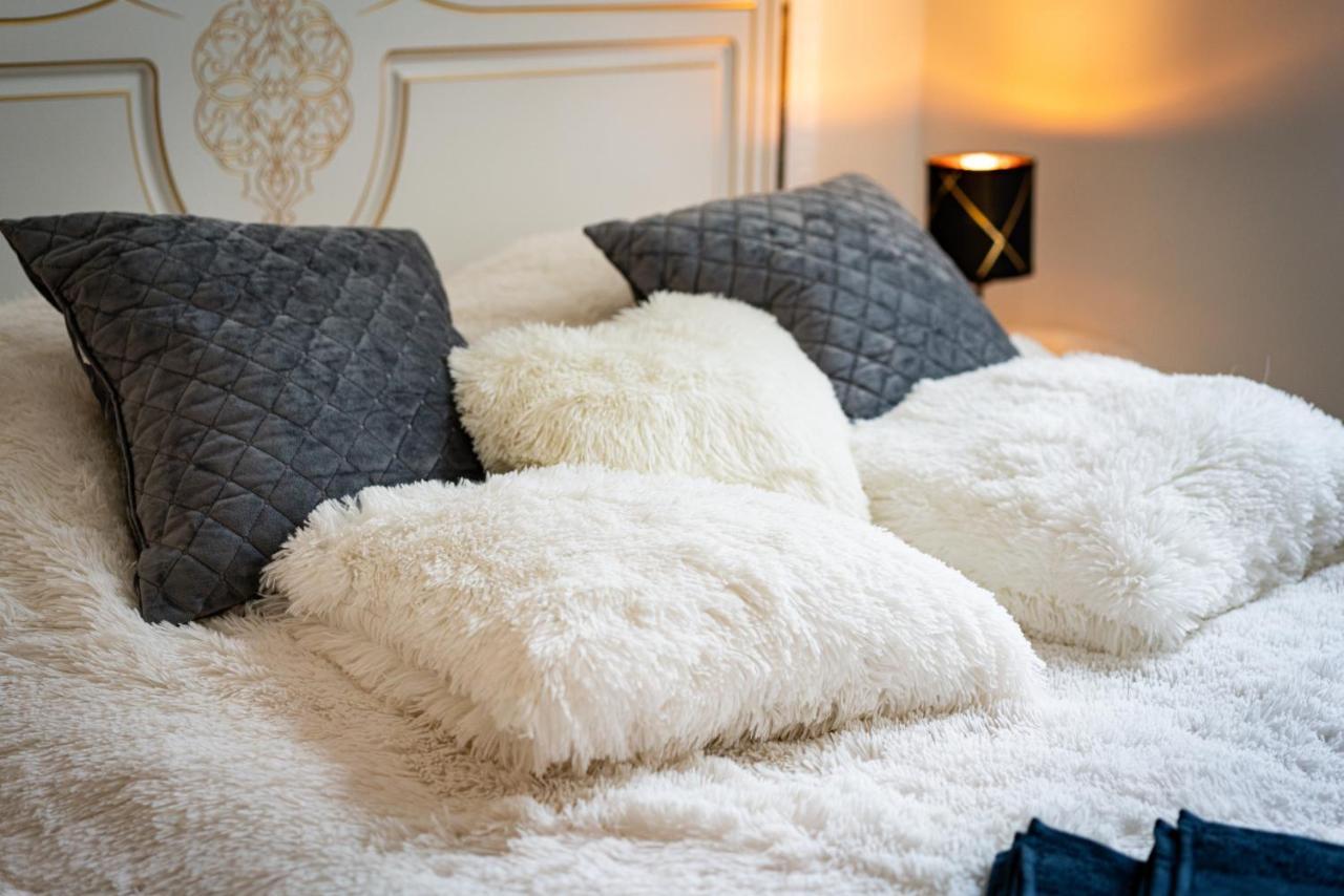 Emperors Elegance Suite Πράγα Εξωτερικό φωτογραφία